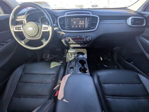 Used 2020 Kia Sorento EX image 12