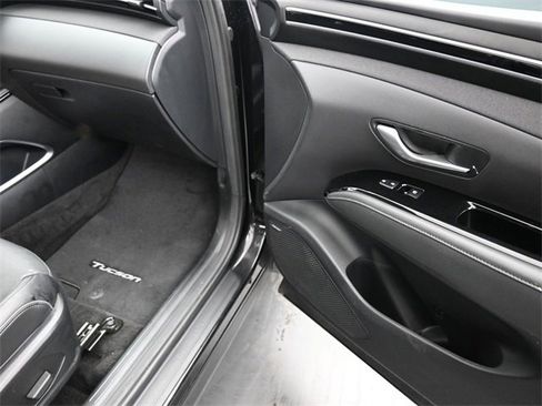 Used 2024 Hyundai Tucson Limited image 24