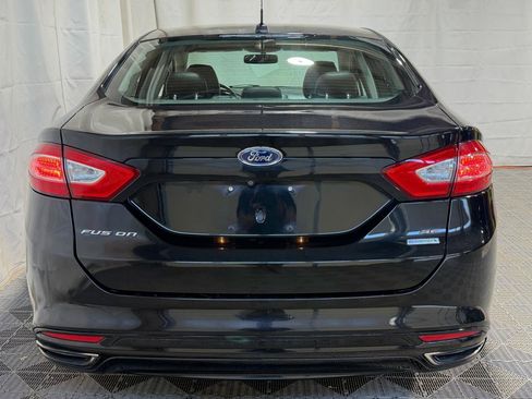 Used 2014 Ford Fusion SE w/ Equipment Group 202A FWD image 8