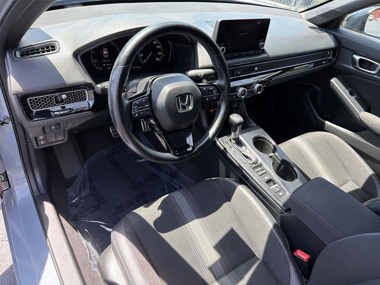 Used 2023 Honda Civic Sport image 2