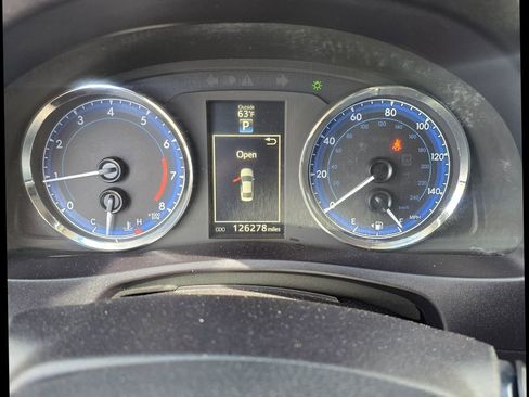 Used 2017 Toyota Corolla XSE w/ Protection Package image 18