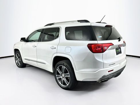 Used 2018 GMC Acadia Denali w/ Technology Package AWD/4WD image 5