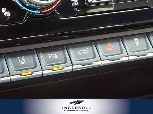 Used 2025 GMC Sierra 2500 AT4 w/ AT4 Preferred Package image 29