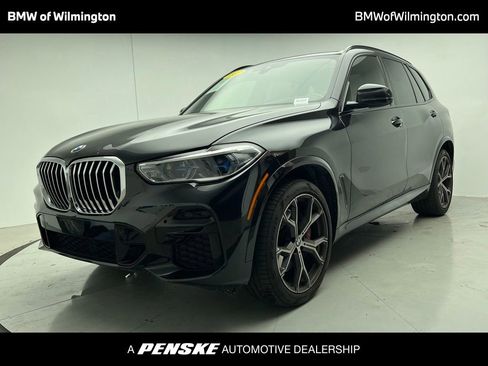 Certified 2022 BMW X5 xDrive40i w/ M Sport Package AWD/4WD image 1