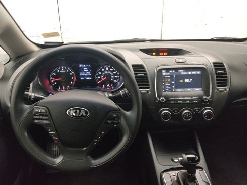 Used 2018 Kia Forte LX w/ LX Popular Package image 22