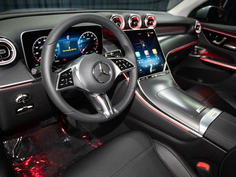 New 2026 Mercedes-Benz GLC 300 image 15
