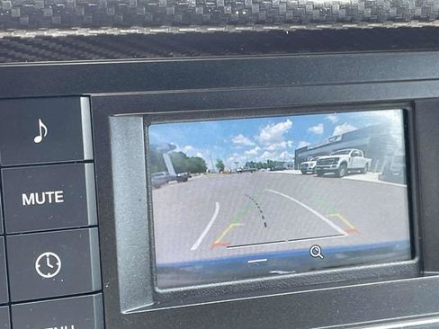 Used 2018 Ford Mustang Coupe RWD image 10