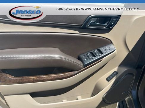 Used 2017 Chevrolet Tahoe LT w/ Luxury Package AWD/4WD image 15