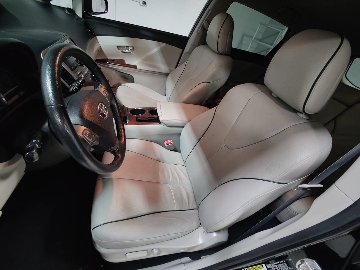 Used 2009 Toyota Venza FWD image 27
