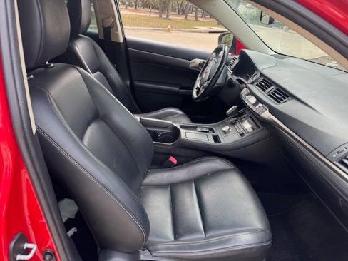 Used 2014 Lexus CT 200h FWD image 21