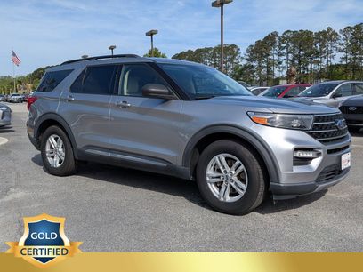 Certified 2021 Ford Explorer XLT w/ Equipment Group 202A
