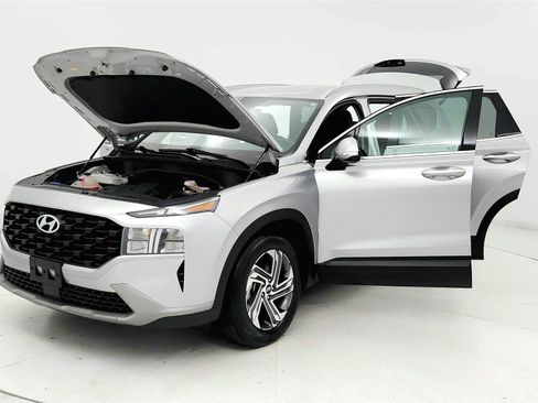 Used 2023 Hyundai Santa Fe SEL image 9