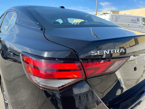 Used 2023 Nissan Sentra SV image 42