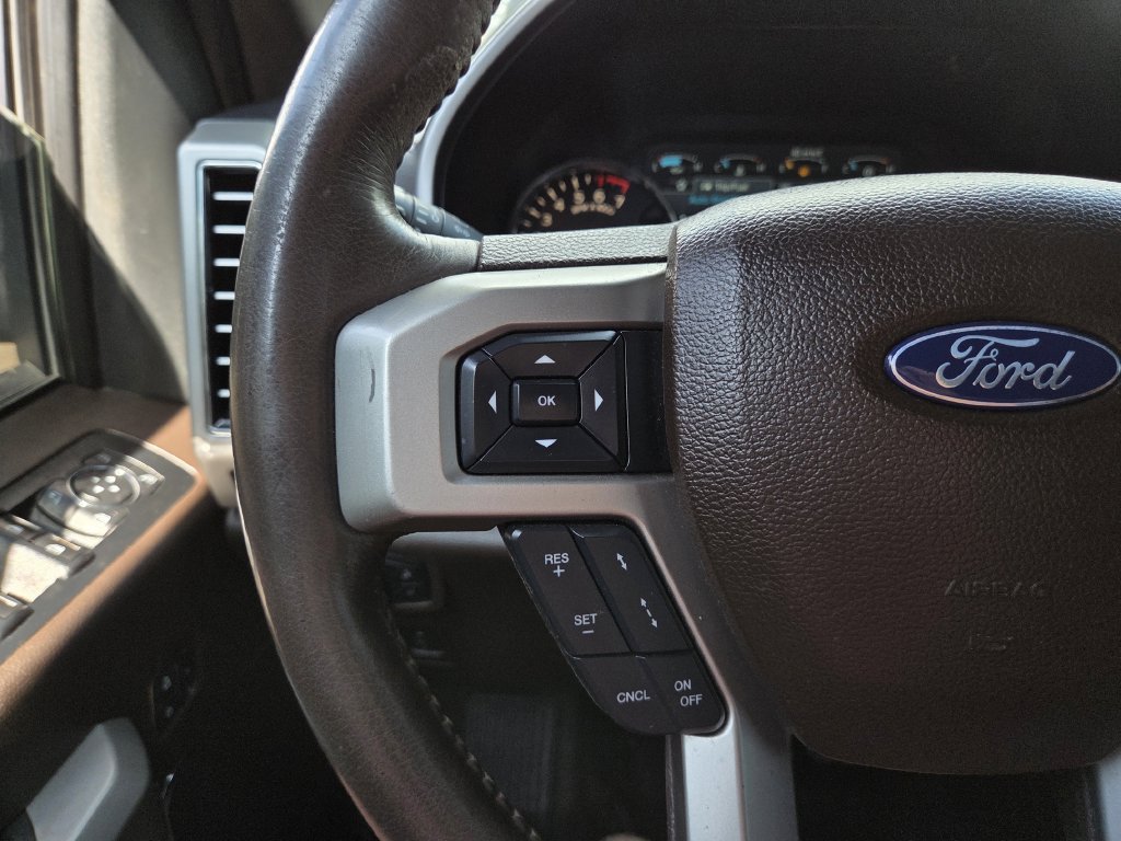 Used 2018 Ford F150 King Ranch w/ Equipment Group 601A Luxury AWD/4WD image 27