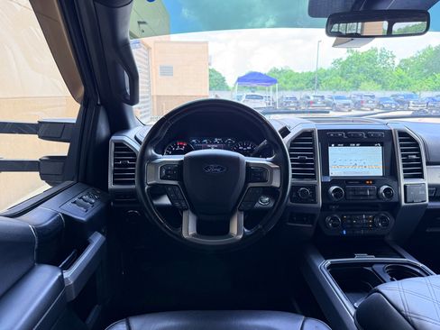Used 2018 Ford F350 Platinum w/ Platinum Ultimate Package AWD/4WD image 18