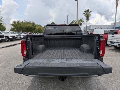 Certified 2024 GMC Sierra 1500 SLT w/ SLT Premium Package RWD image 21