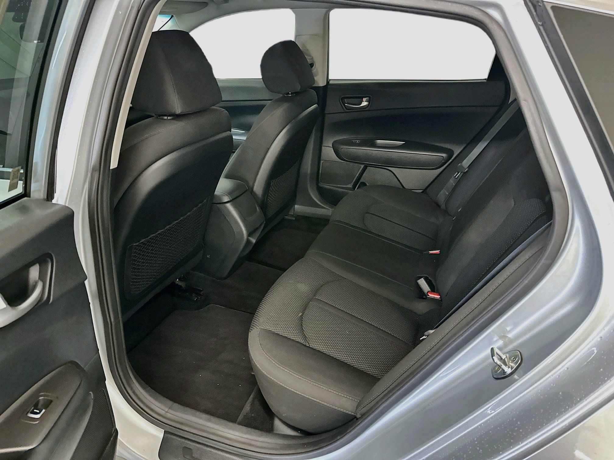 Used 2019 Kia Optima LX FWD image 28
