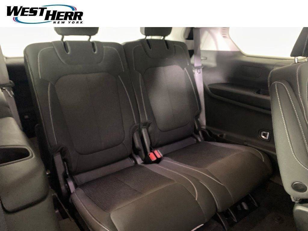 Used 2024 Jeep Grand Cherokee L Laredo AWD/4WD image 19