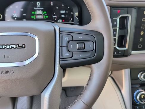 Certified 2024 GMC Yukon Denali AWD/4WD image 21