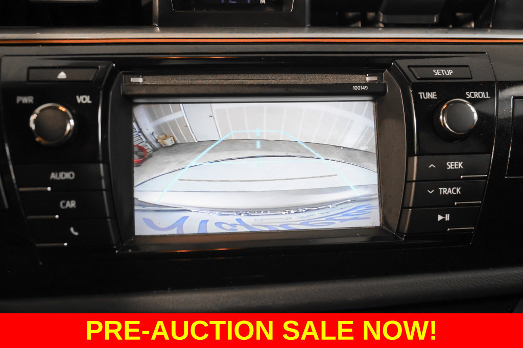 Used 2015 Toyota Corolla LE FWD image 28
