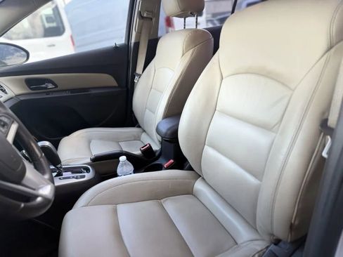 Used 2015 Chevrolet Cruze LT w/ Sun, Sound and Sport Package image 34