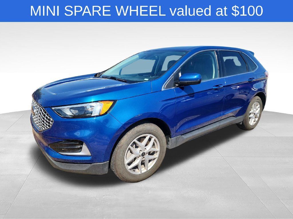 Used 2024 Ford Edge SEL AWD/4WD image 2