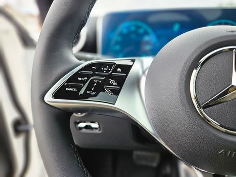 New 2026 Mercedes-Benz GLC 300 4MATIC image 25