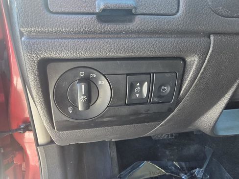 Used 2010 Ford Fusion SE image 26