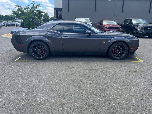 Used 2021 Dodge Challenger R/T Scat Pack RWD image 8