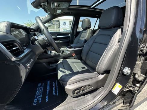 Used 2025 GMC Terrain Elevation w/ Elevation Premium Package FWD image 20