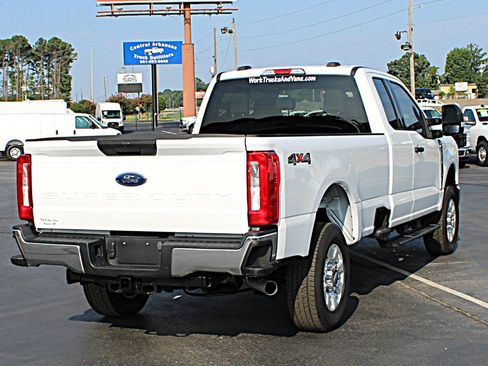 Used 2024 Ford F250 XLT w/ Camper Package AWD/4WD image 5
