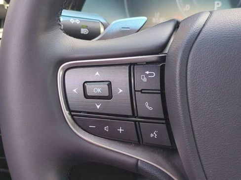 Used 2024 Lexus ES 350 w/ Premium Package image 24