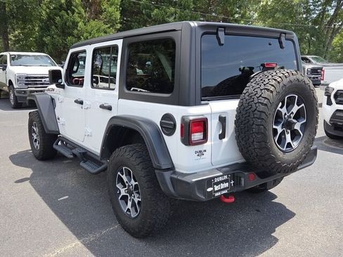 Used 2023 Jeep Wrangler Unlimited Rubicon w/ Cold Weather Group AWD/4WD image 12