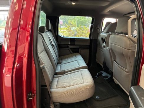 Used 2015 Ford F150 XLT RWD image 31