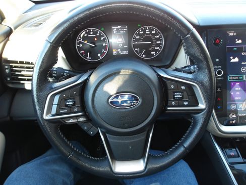 Used 2021 Subaru Outback Premium w/ Popular Package #1 image 16