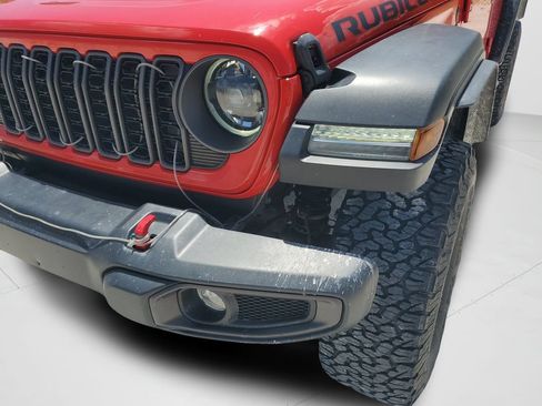 Used 2024 Jeep Wrangler Unlimited Rubicon w/ XTREMEE 35" Tire Package AWD/4WD image 25