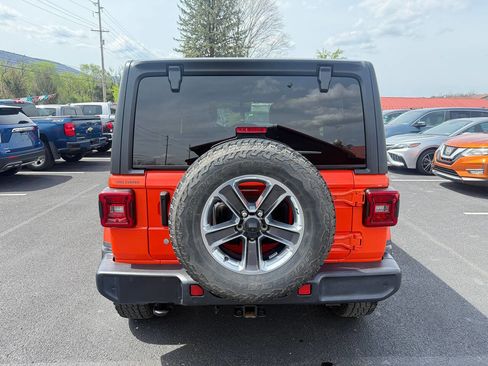 Used 2020 Jeep Wrangler Unlimited Sahara AWD/4WD image 6