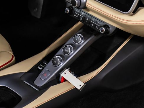 Certified 2019 Ferrari Portofino image 53