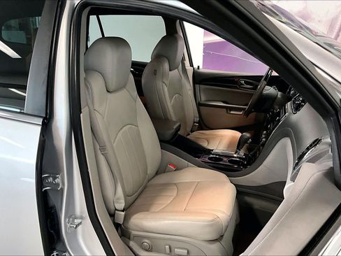 Used 2015 Buick Enclave Leather FWD image 11