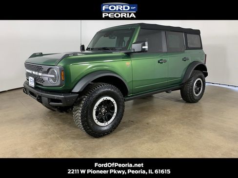 Used 2022 Ford Bronco Badlands image 1