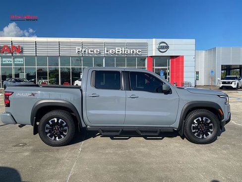 Used 2024 Nissan Frontier Pro-X RWD image 8
