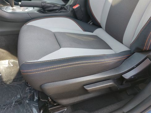 Used 2019 Subaru Crosstrek 2.0i Premium w/ Eyesight System image 27