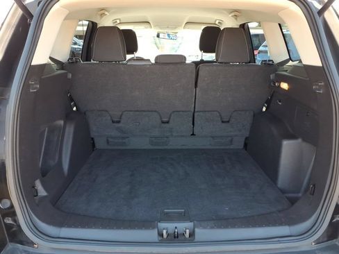 Used 2018 Ford Escape SE FWD image 7