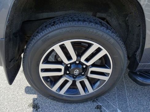 Used 2016 Toyota 4Runner Limited AWD/4WD image 37