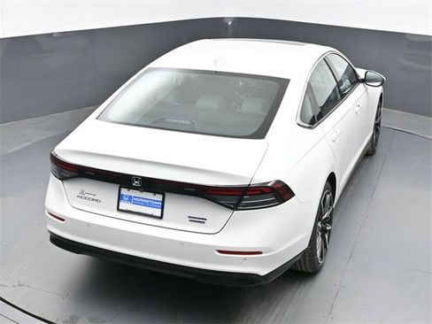 New 2025 Honda Accord Touring image 38