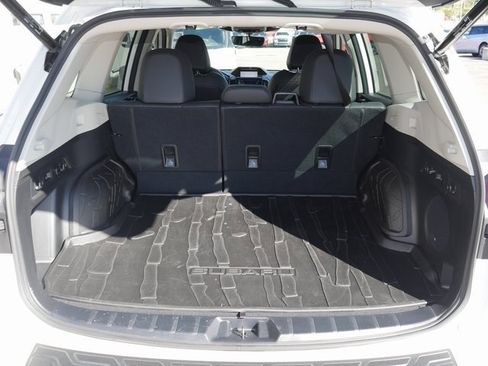 Used 2024 Subaru Forester Touring w/ Convenience Package image 12