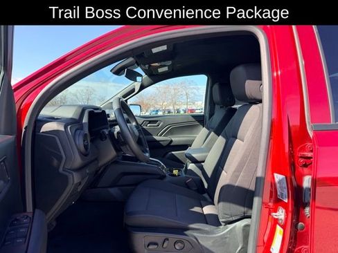 Used 2024 Chevrolet Colorado Trail Boss w/ Advanced Trailering Package image 8