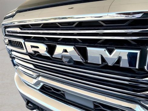 New 2026 RAM 2500 Laramie w/ Towing Technology Group AWD/4WD image 2