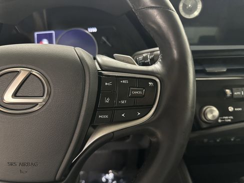 Certified 2023 Lexus ES 350 w/ Premium Package image 20
