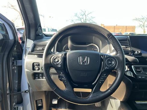 Used 2023 Honda Ridgeline Black Edition image 13